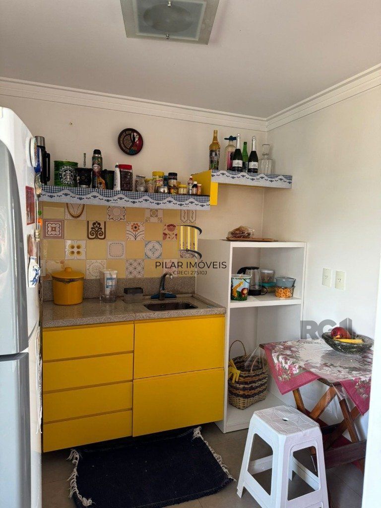 Apartamento 2 dormitórios no bairro Pátria Nova