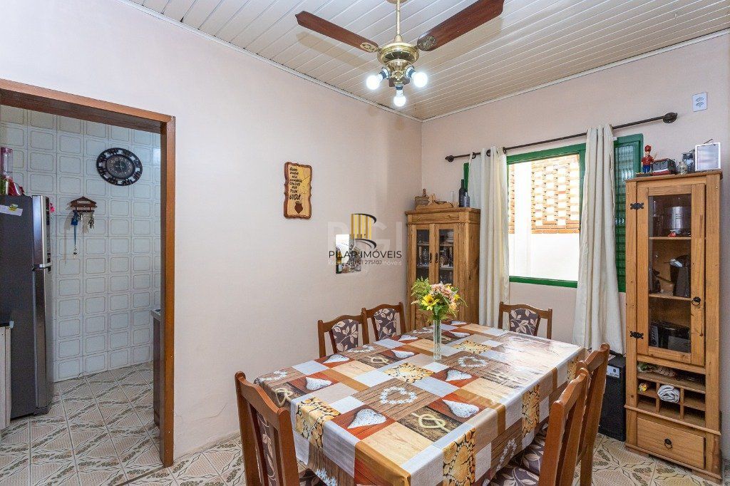 Casa para Venda - 143.32m², 3 dormitórios, sendo 1 suites, 5 vagas - Parque Santa Fé