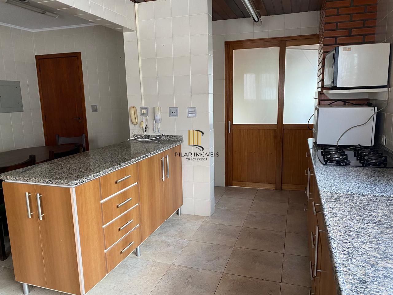 Apartamento 3 dormitórios no bairro Menino Deus