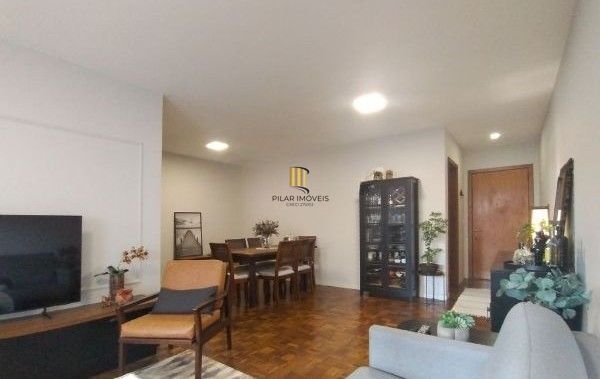 Apartamento de 3 dormitórios e vaga no bairro Petrópolis