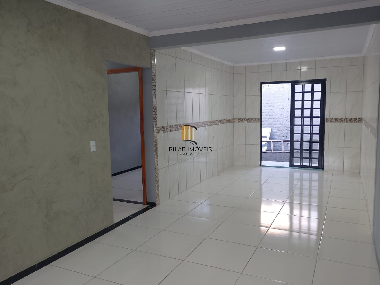 Casa em Canoas - Mato Grande de 3 dormitórios e 2 vagas