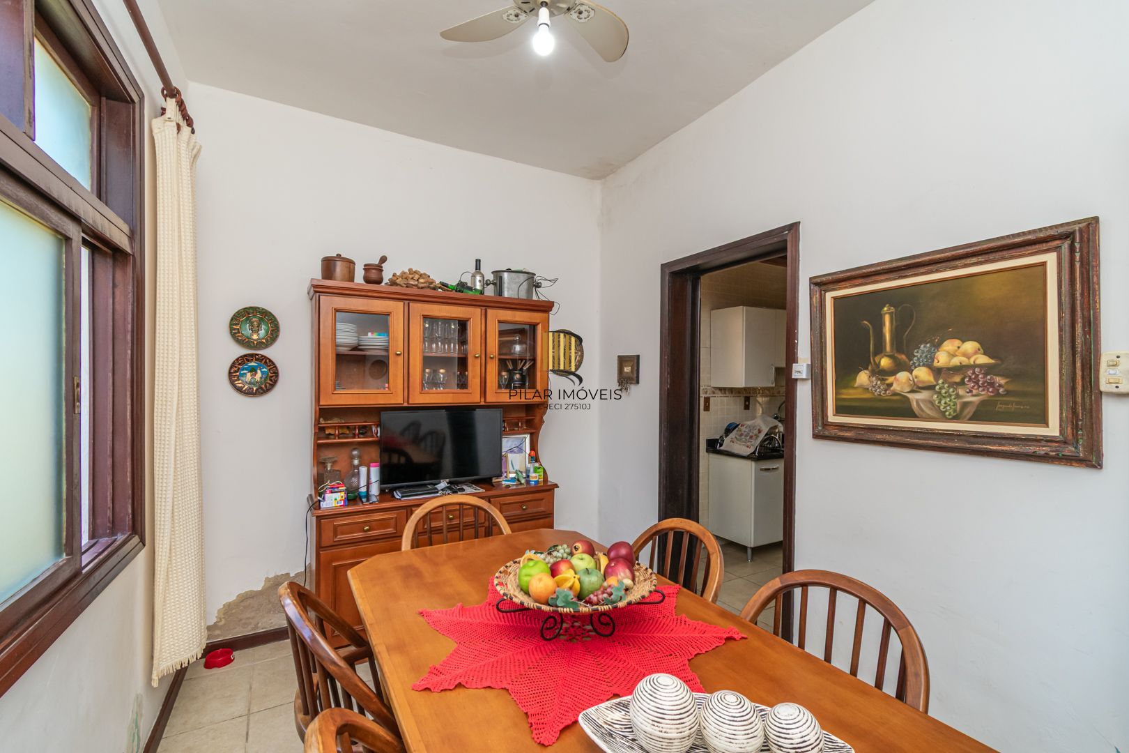 Casa 3 dormitórios no bairro Azenha