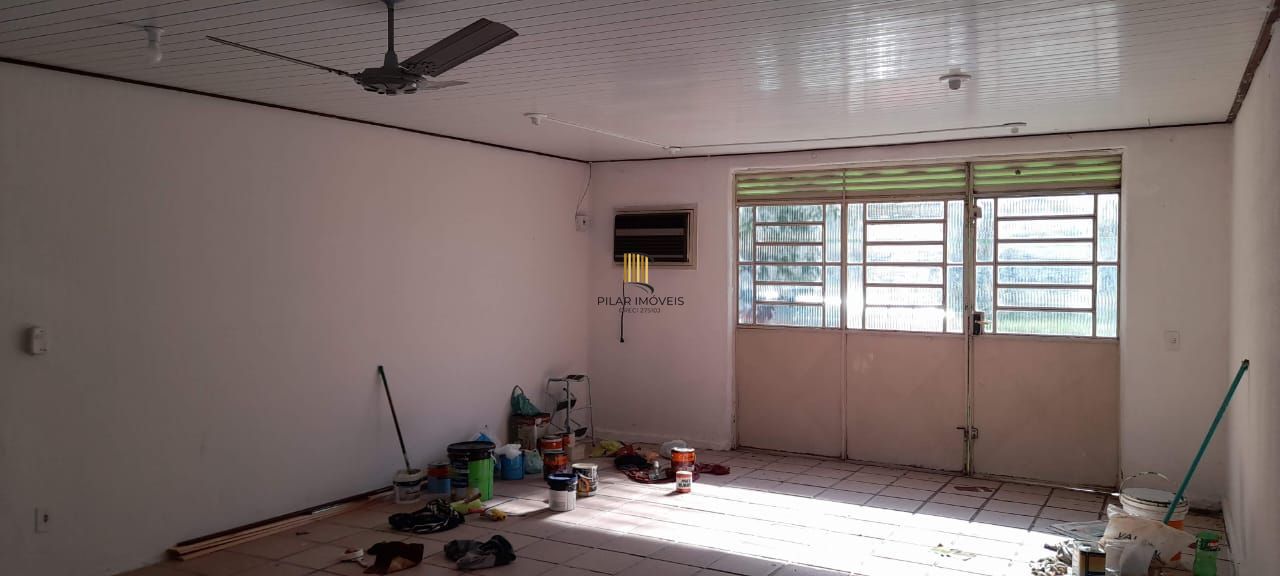 Casa 4 dormitórios no bairro Rubem Berta