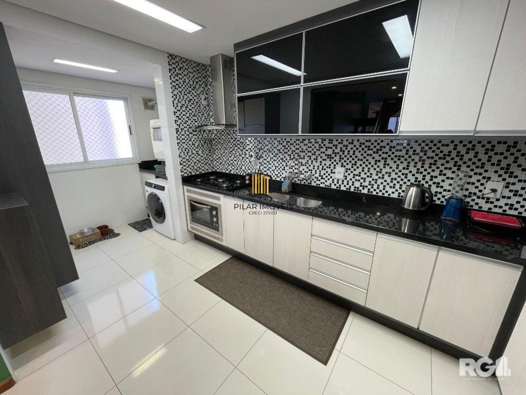 Apartamento Duplex com 3 quartos à venda, 144m²
