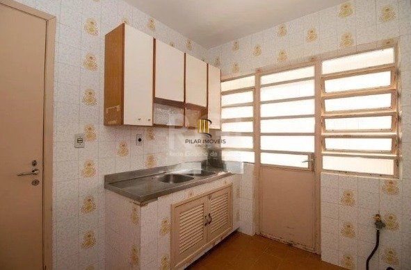 Apartamento de 2 dormitórios, 1 vaga - Petrópolis