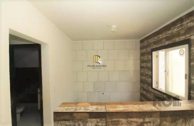 Casa em condomínio de 3 dormitórios e vaga no Partenon