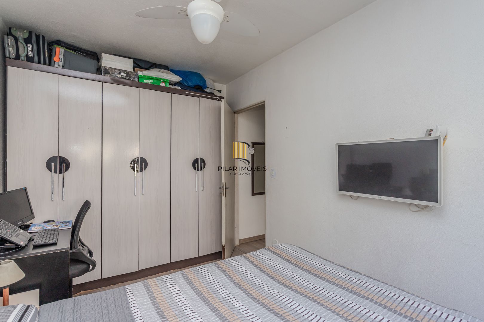 Apartamento de 2 dormitórios e *vaga no bairro Cavalhada