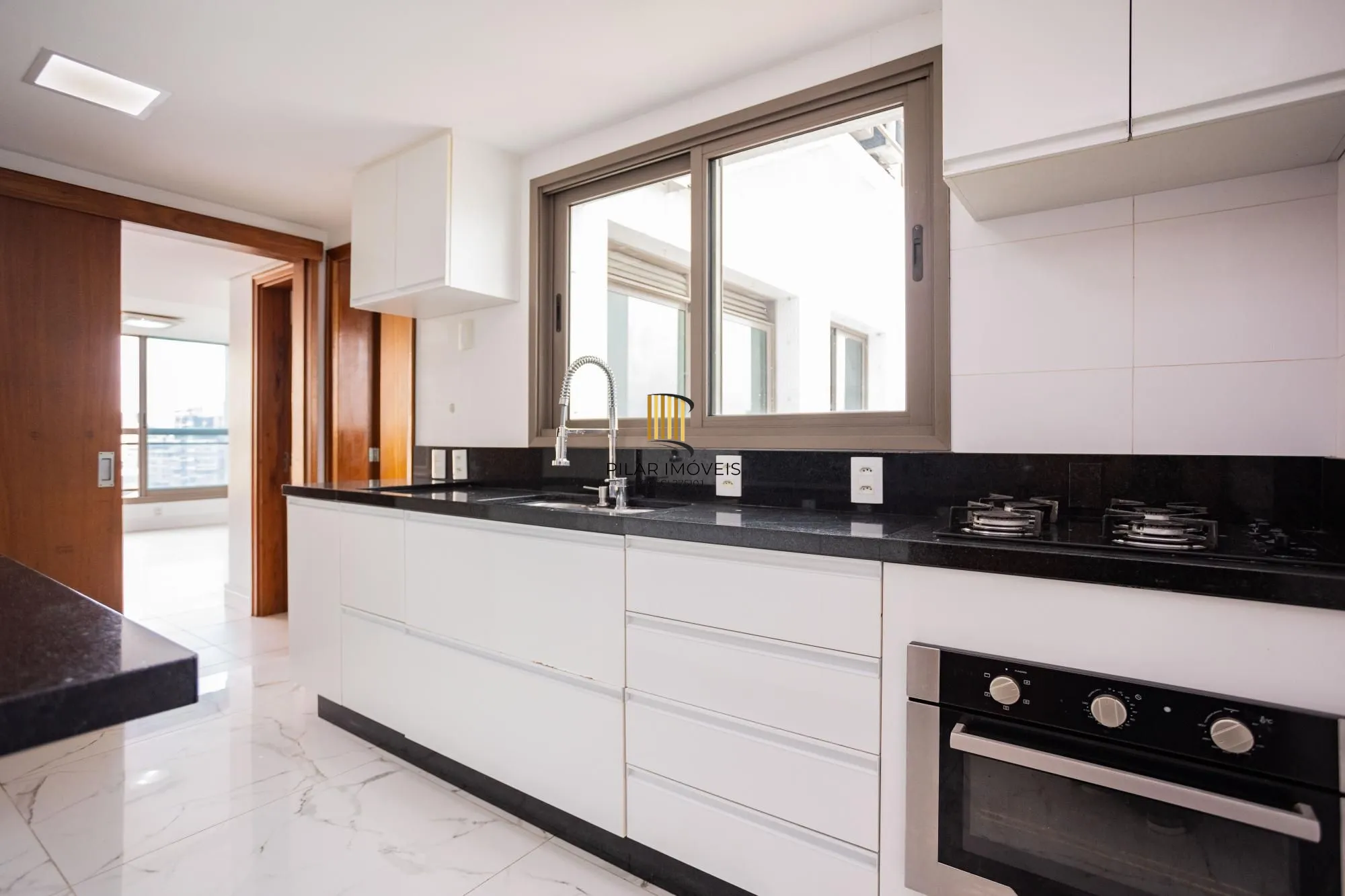 Apartamento 3 dormitórios no bairro Três Figueiras