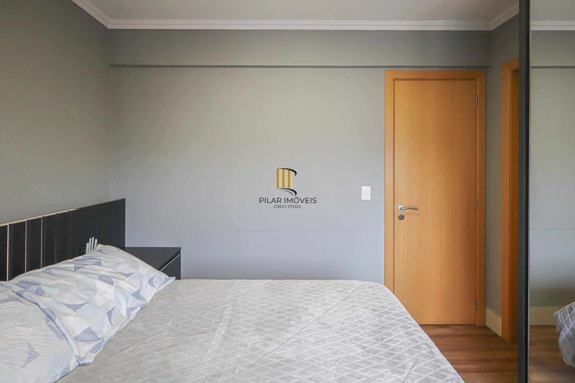 Apartamento a venda no bairro Mont' Serrat