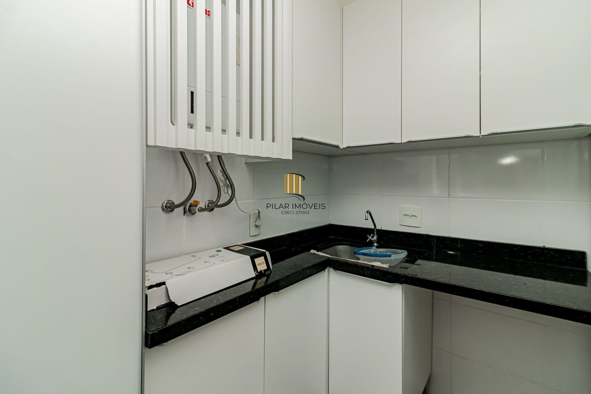 Casa em condomínio a venda na Lomba do Pinheiro