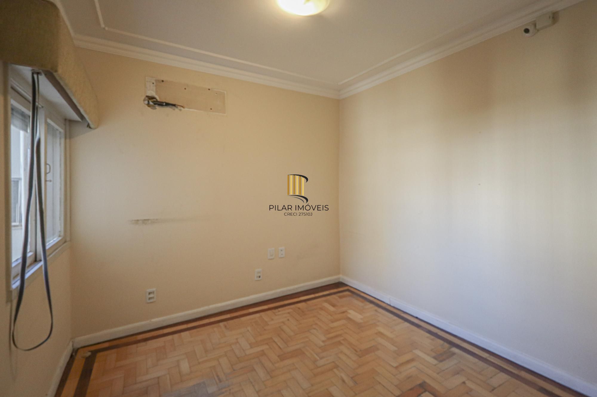 Apartamento a venda no bairro Bom Fim