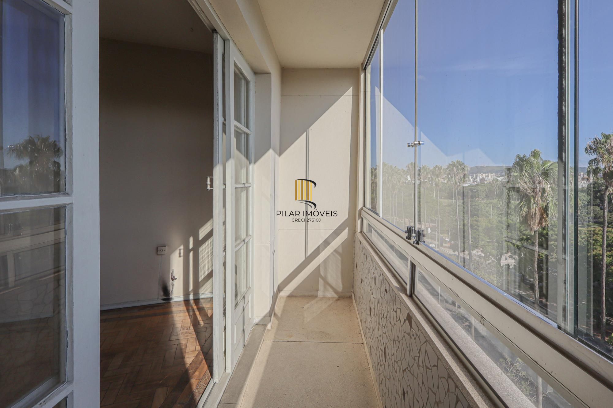 Apartamento a venda no bairro Bom Fim