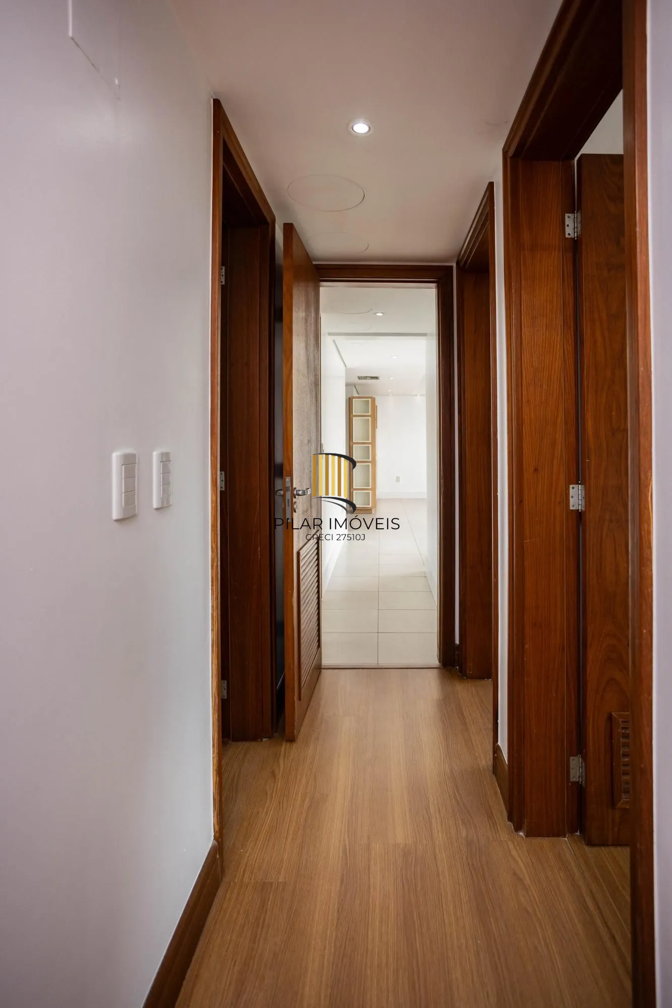 Apartamento 3 dormitórios no bairro Três Figueiras