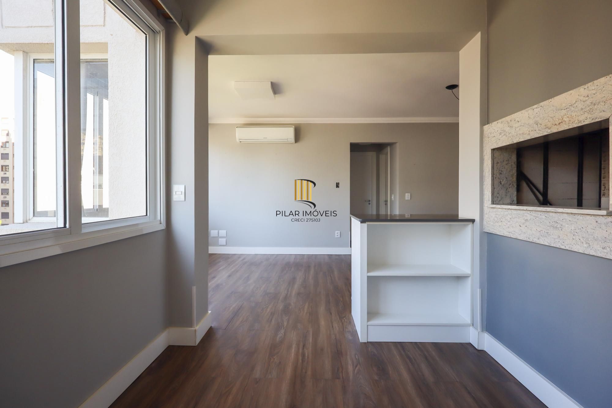 Apartamento a venda no bairro Mont' Serrat
