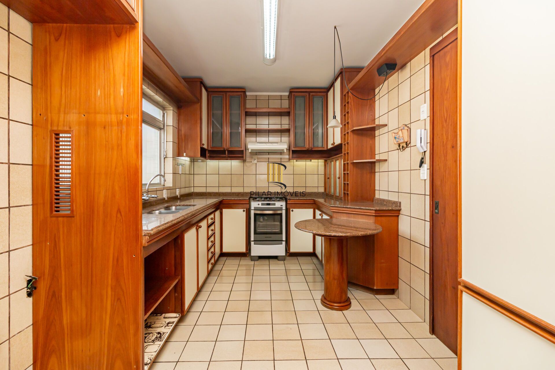 Apartamento à venda no bairro Petrópolis em Porto Alegre/RS