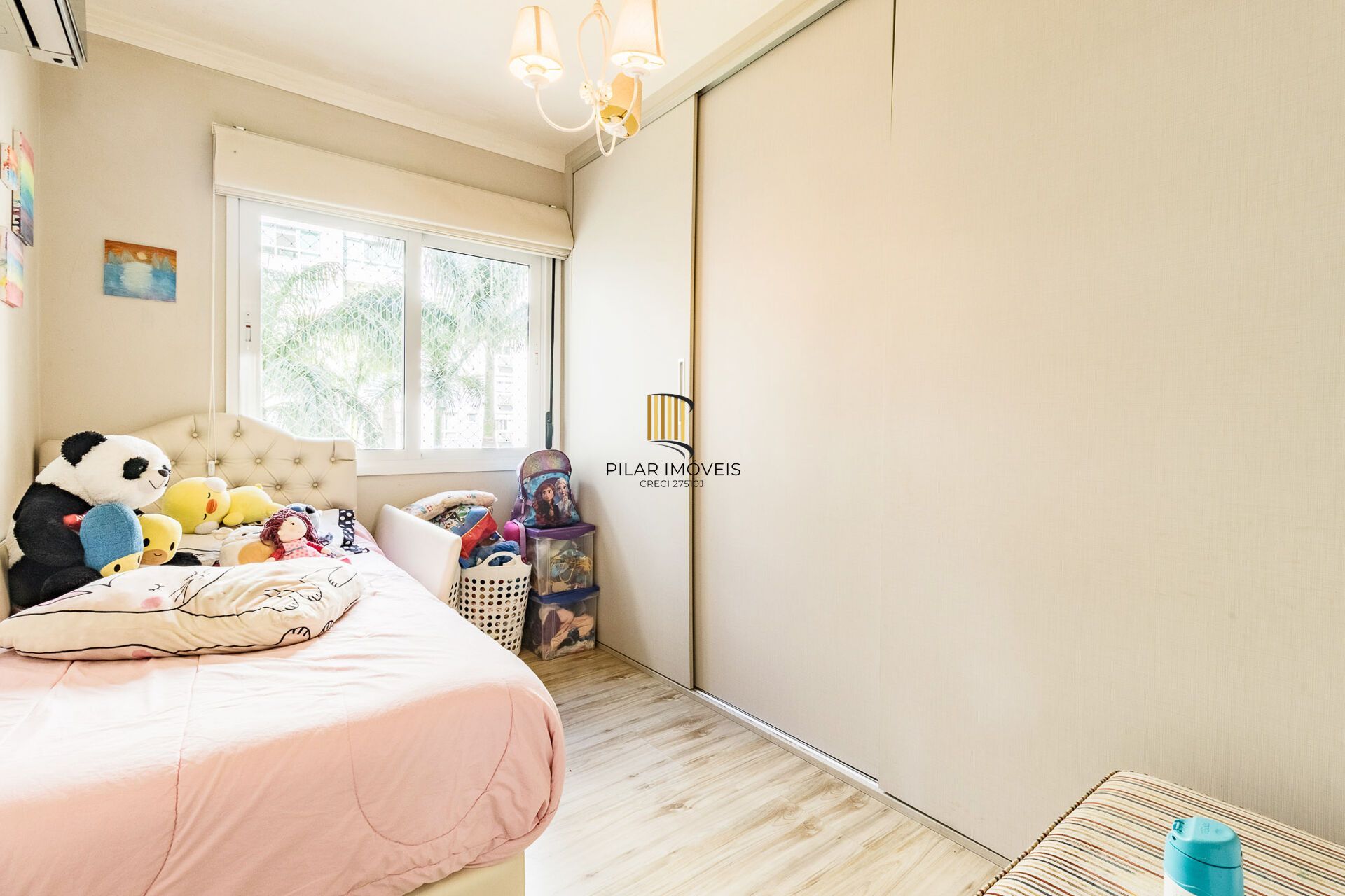 Apartamento à venda no bairro Passo D'areia em Porto Alegre/RS