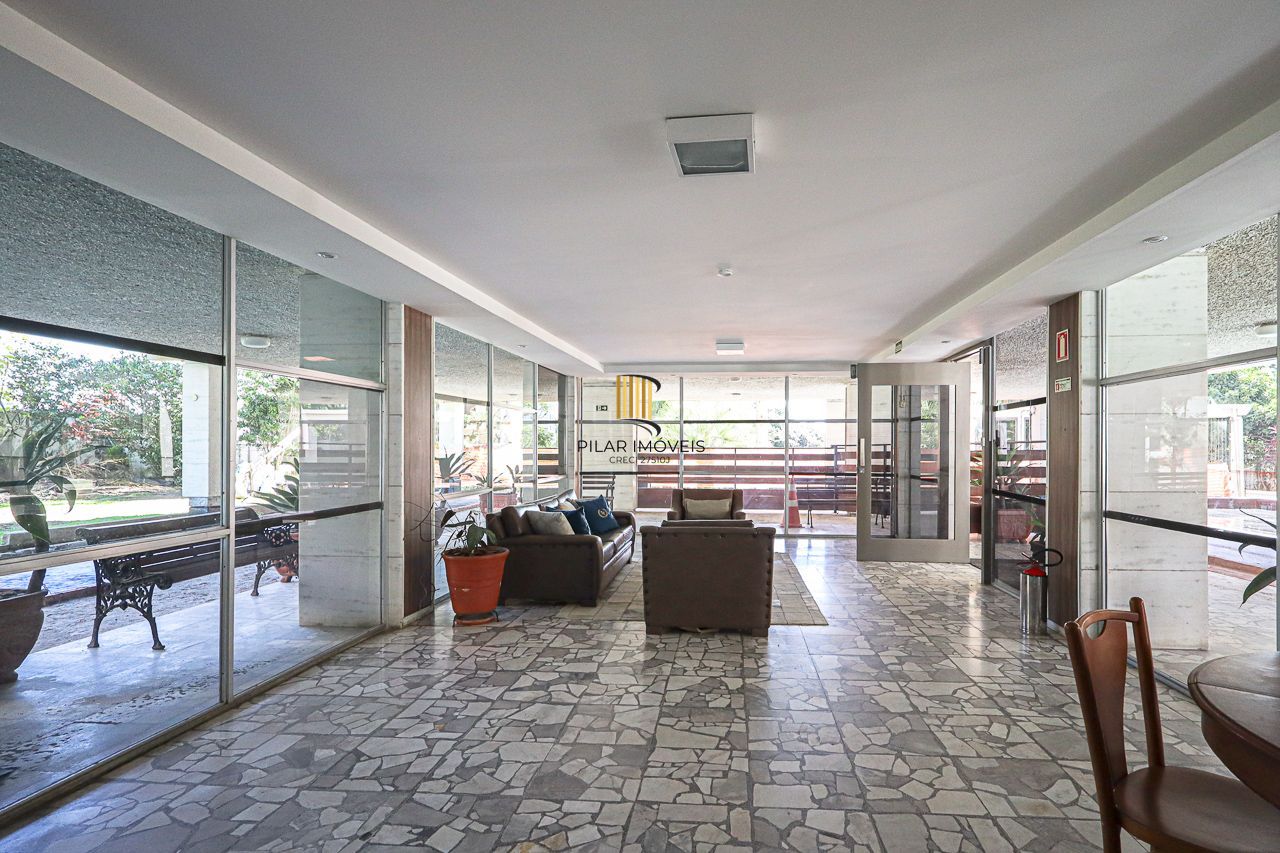 Apartamento a venda no bairro Mont' Serrat