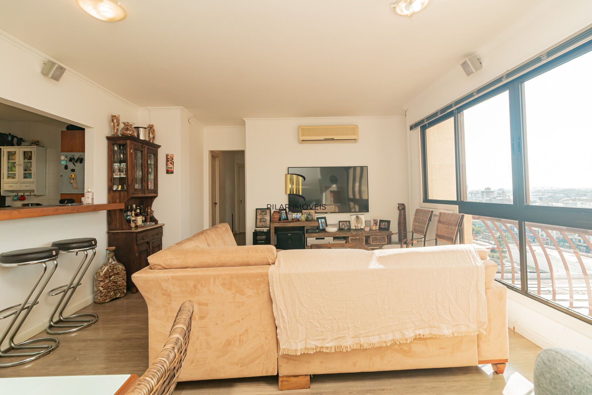 Apartamento à venda no bairro Passo D'areia em Porto Alegre/RS