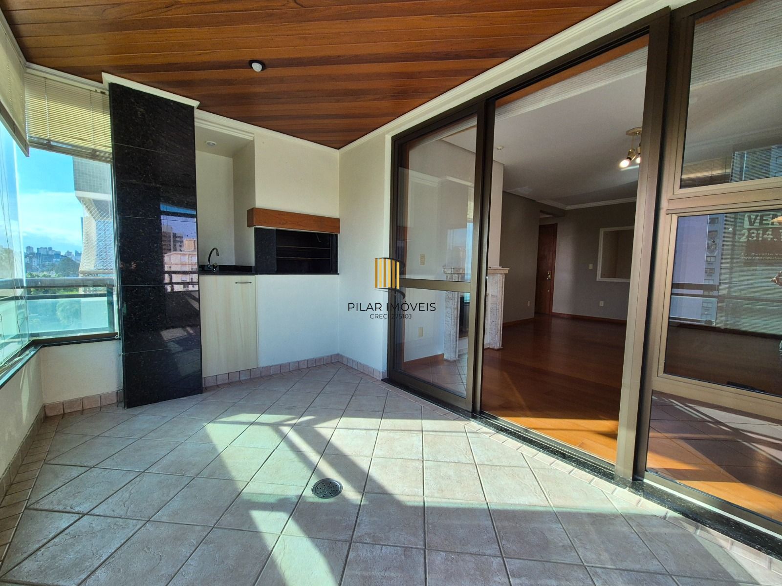 Apartamento a venda no bairro Menino Deus