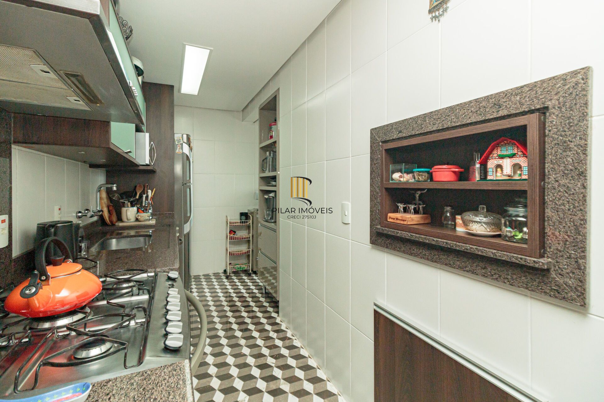 Apartamento à venda no bairro Jardim Planalto em Porto Alegre/RS