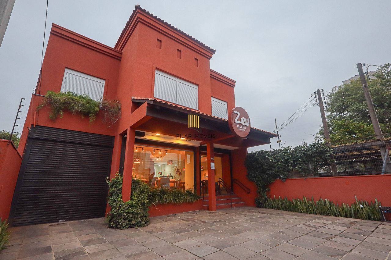 Casa Comercial a venda no bairro Cristo Redentor