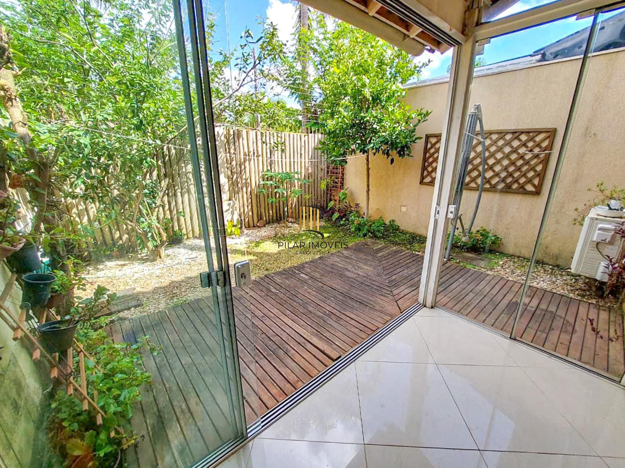 Casa em condomínio a venda no bairro Ecoville em Porto Alegre