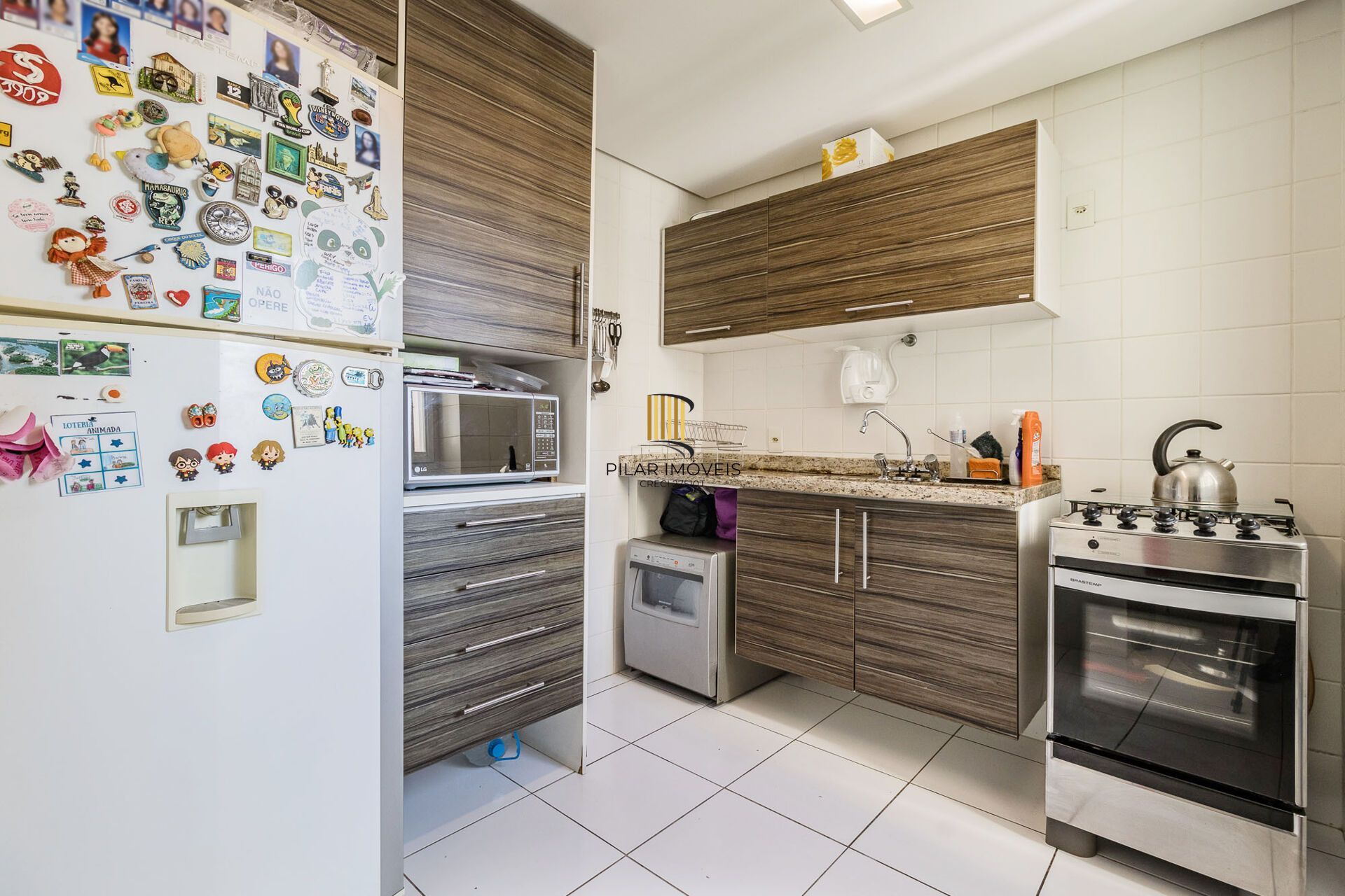 Apartamento à venda no bairro Passo D'areia em Porto Alegre/RS