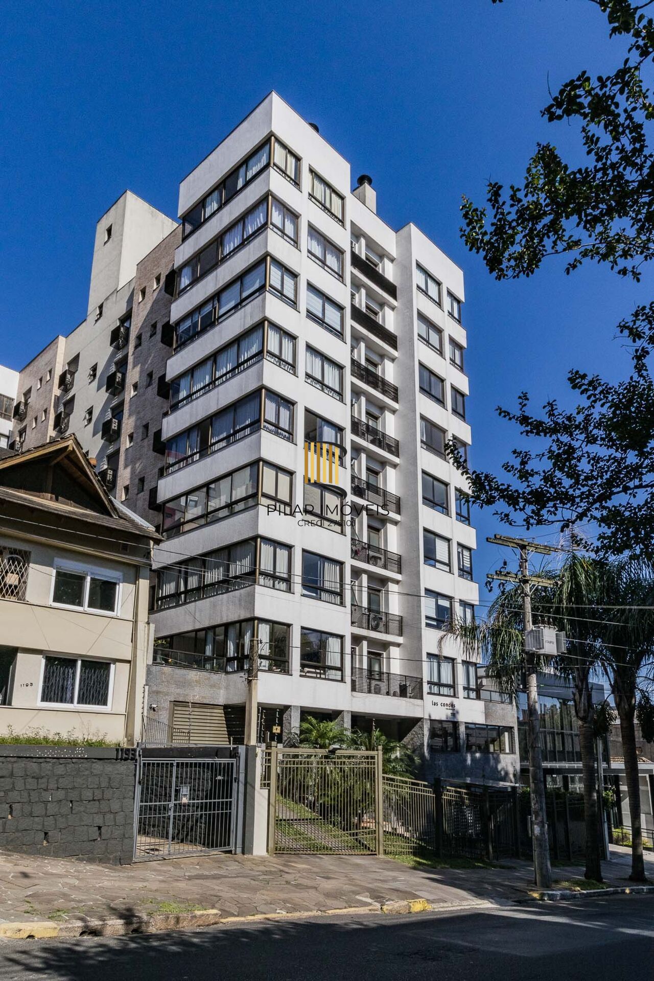 Apartamento à venda no bairro Mont' Serrat em Porto Alegre/RS