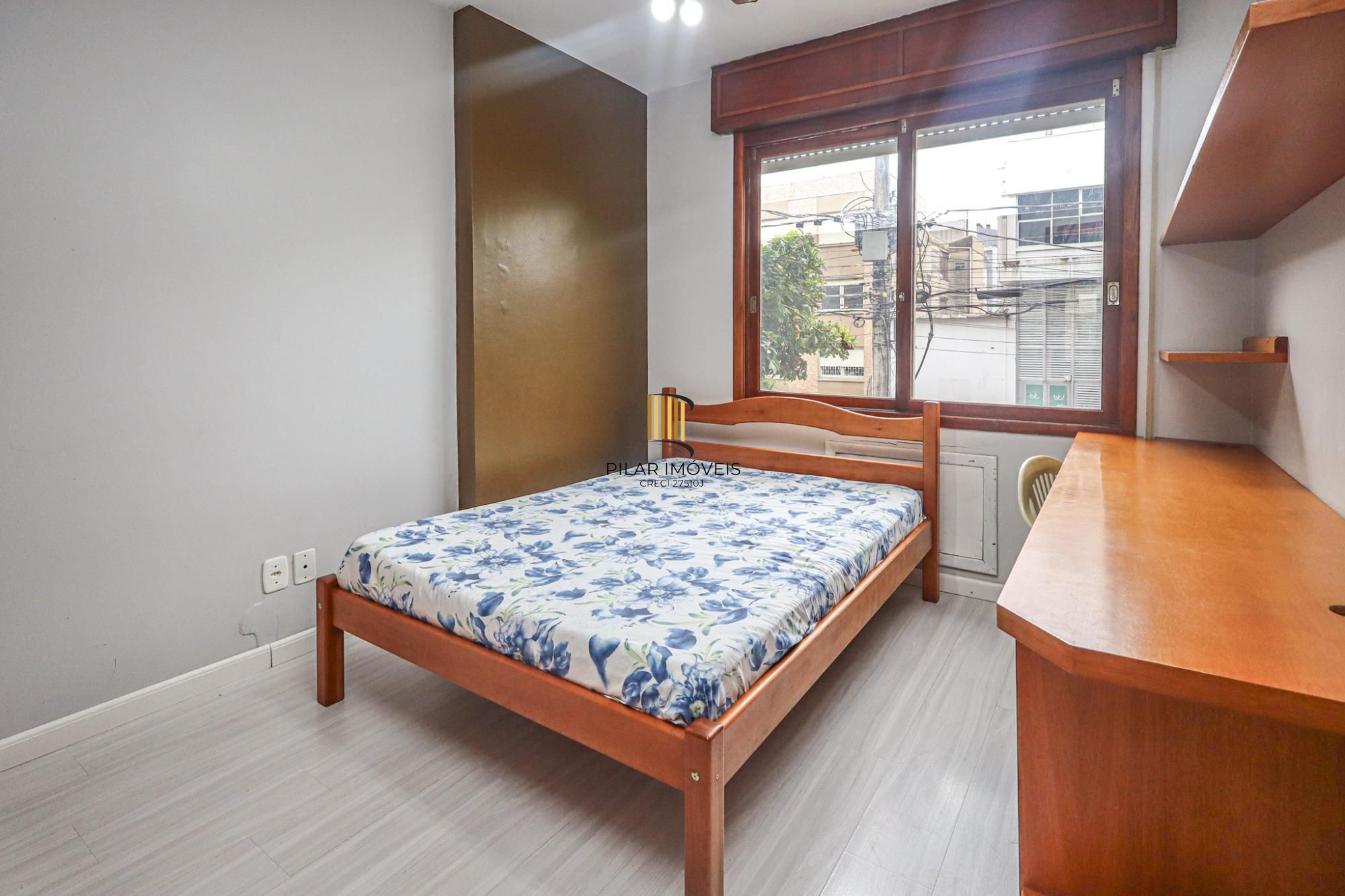 Apartamento a venda no bairro Mont' Serrat
