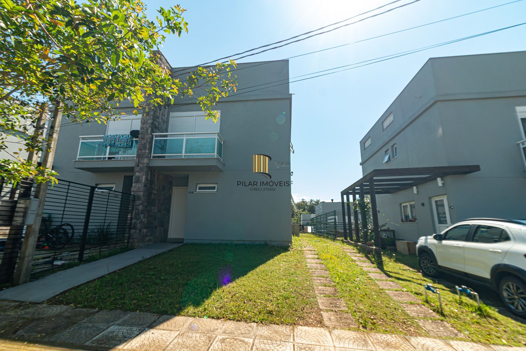 Casa em condomínio a venda na Lomba do Pinheiro