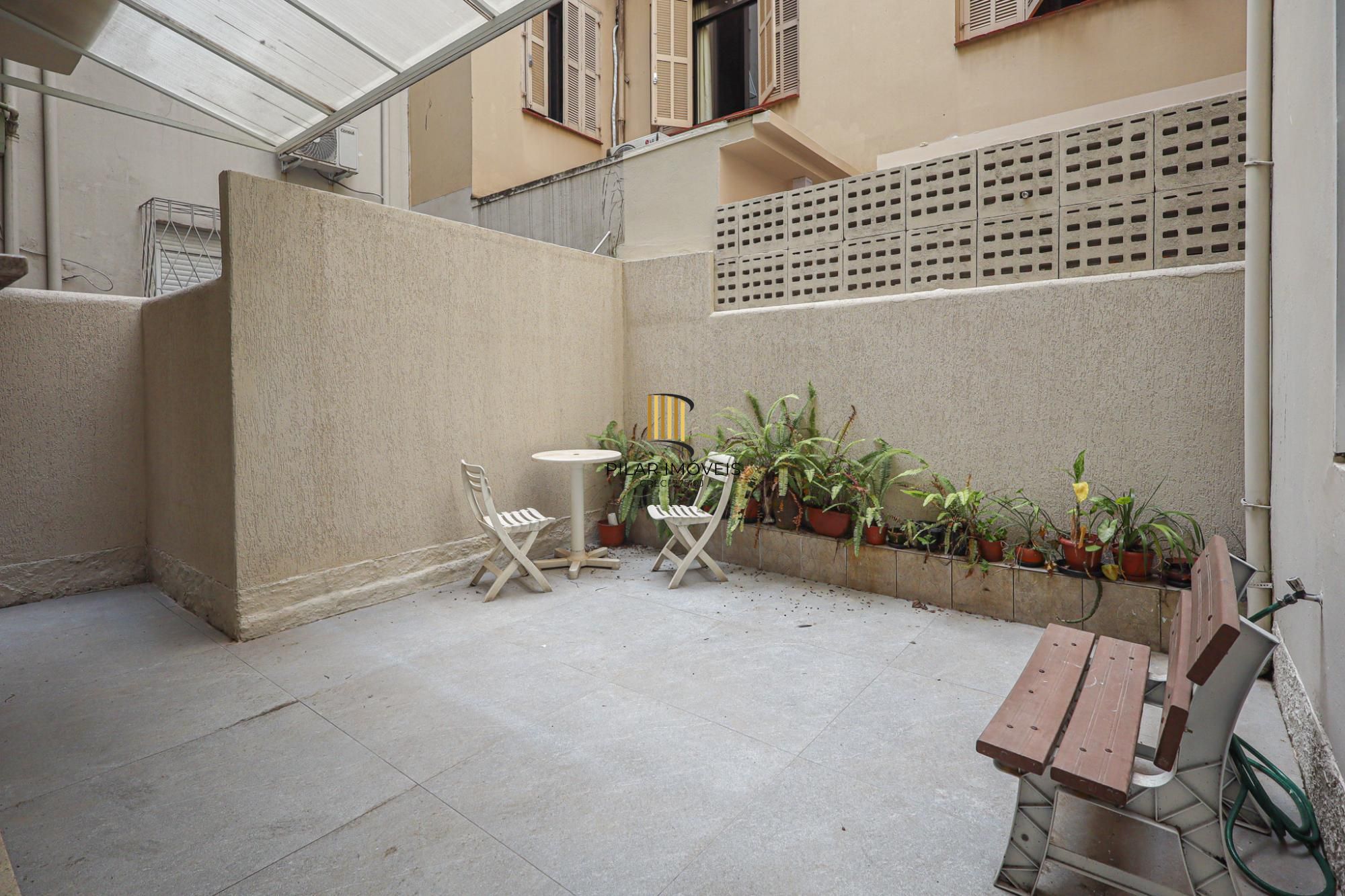 Apartamento a venda no bairro Bom Fim