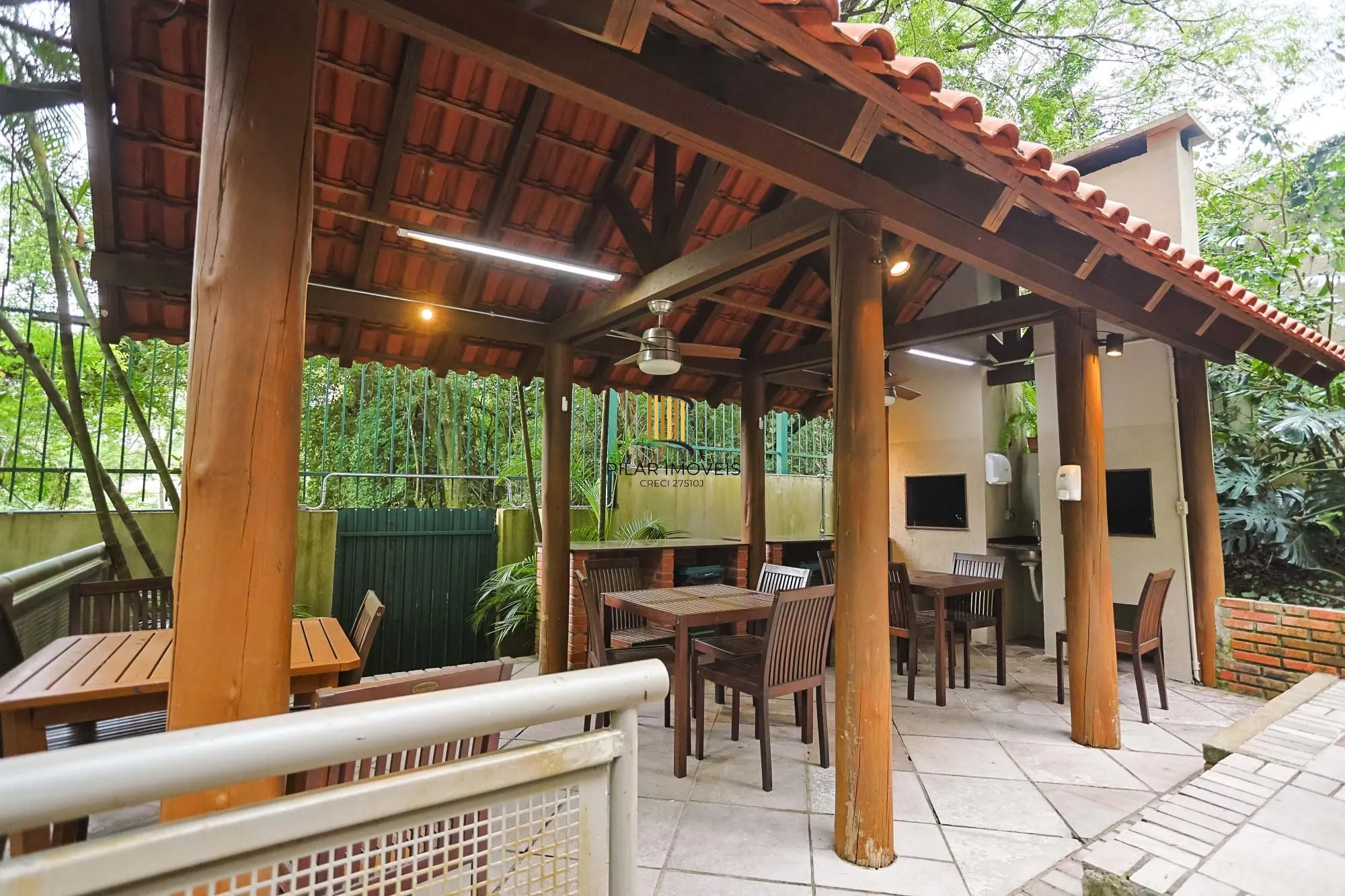 Apartamento 3 dormitórios no bairro Três Figueiras