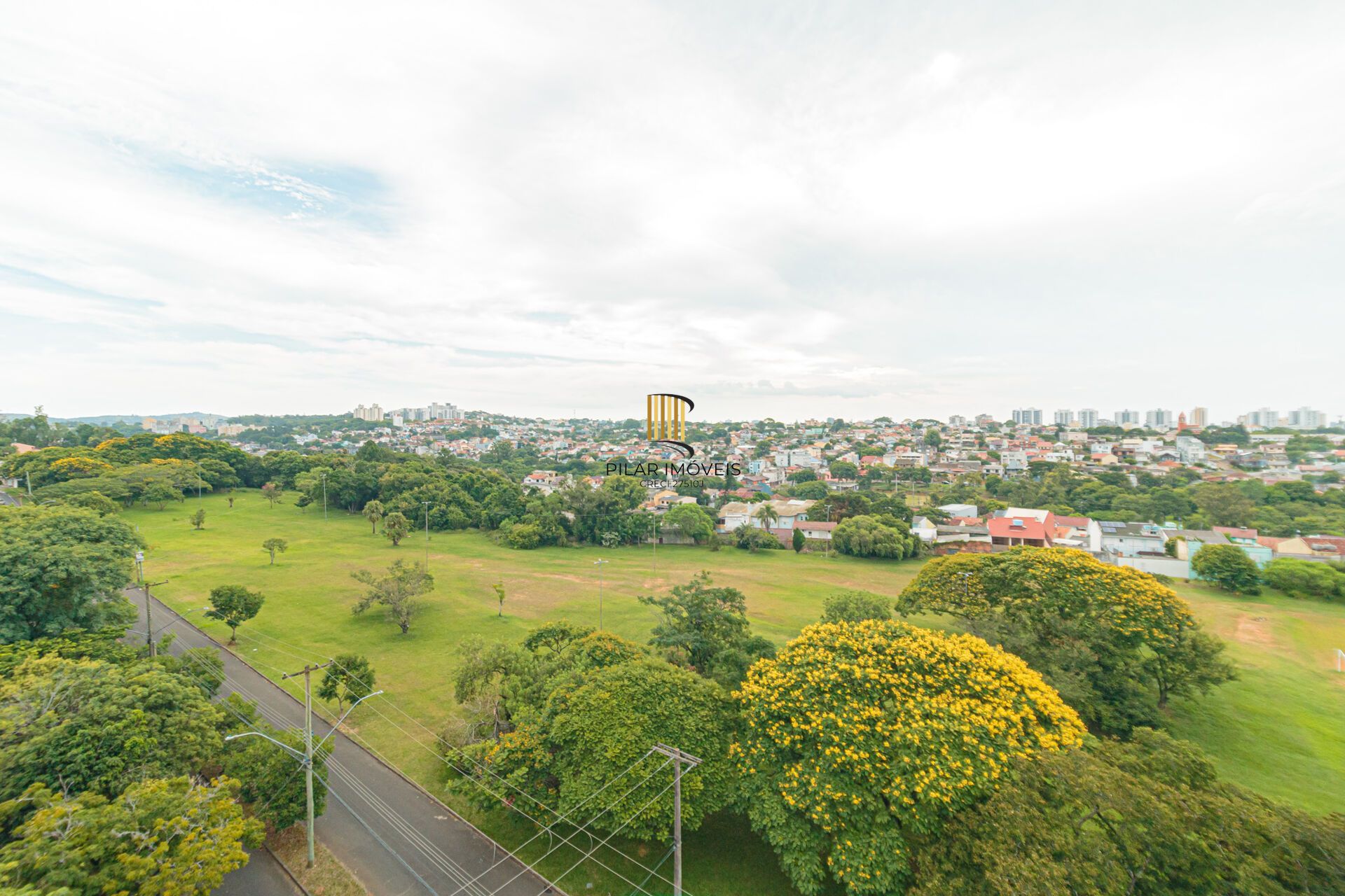 Apartamento à venda no bairro Jardim Planalto em Porto Alegre/RS