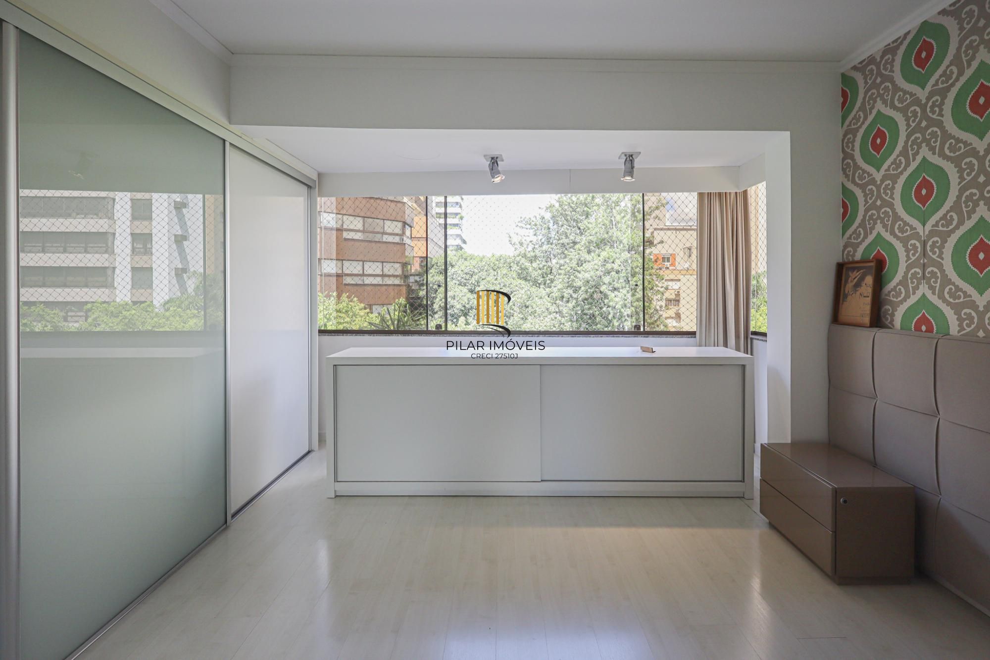 Apartamento a venda no bairro Petrópolis