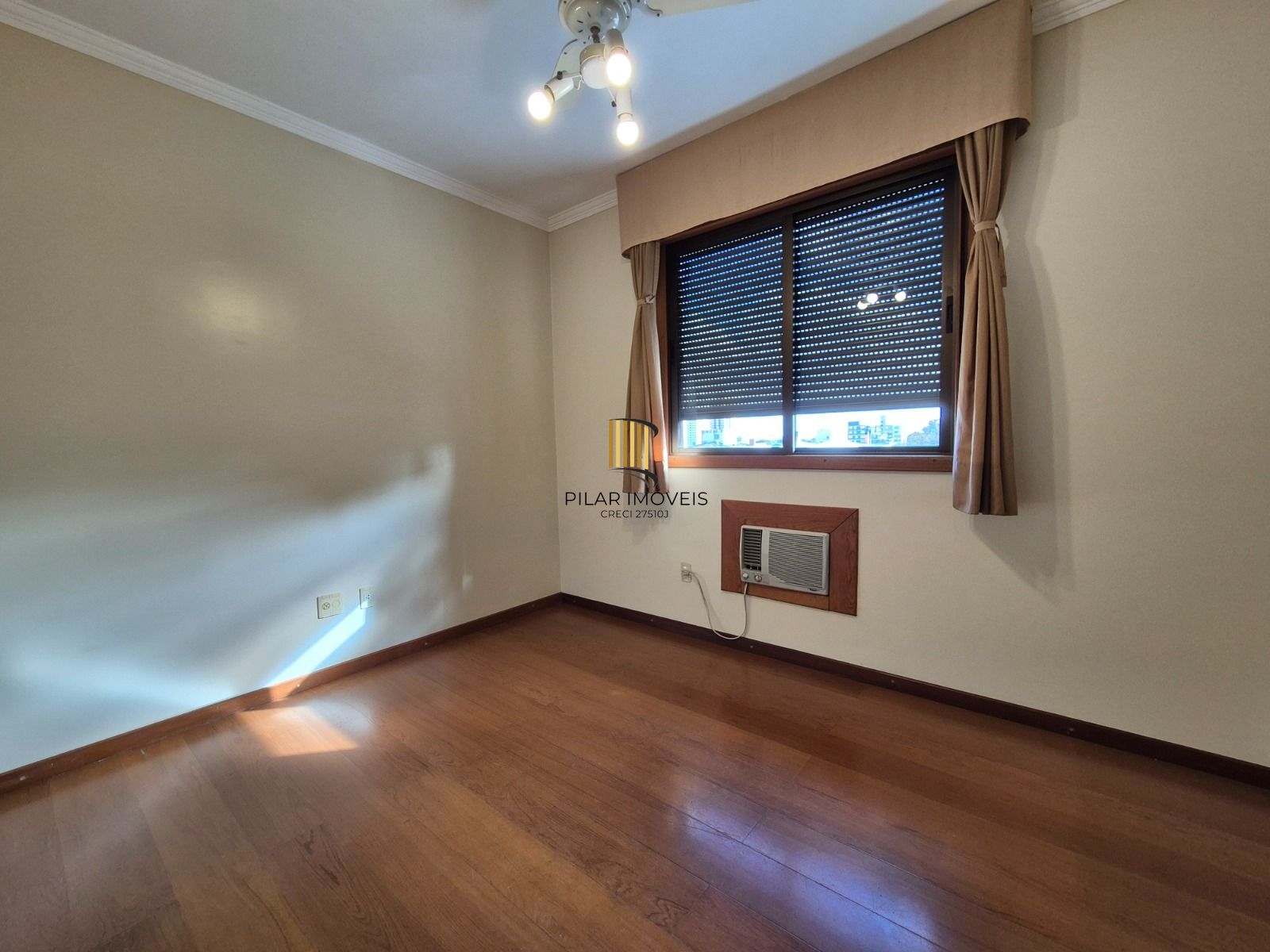 Apartamento a venda no bairro Menino Deus