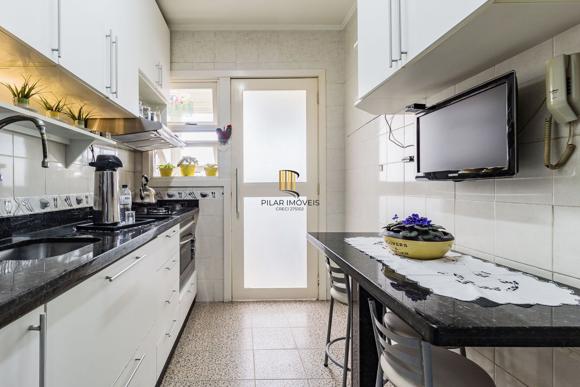 Apartamento à venda no bairro Jardim Lindóia em Porto Alegre/RS