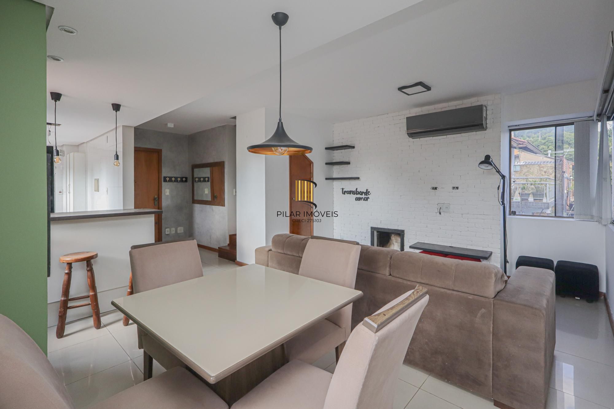 Apartamento Duplex no bairro Passo D' Areia