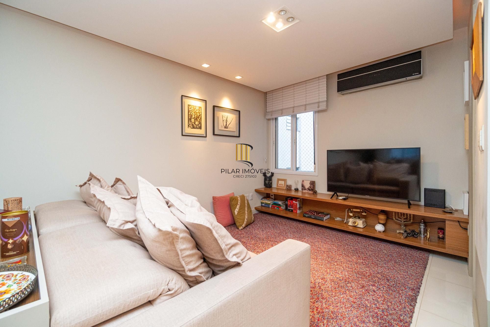 Cobertura a venda no bairro Bom Fim