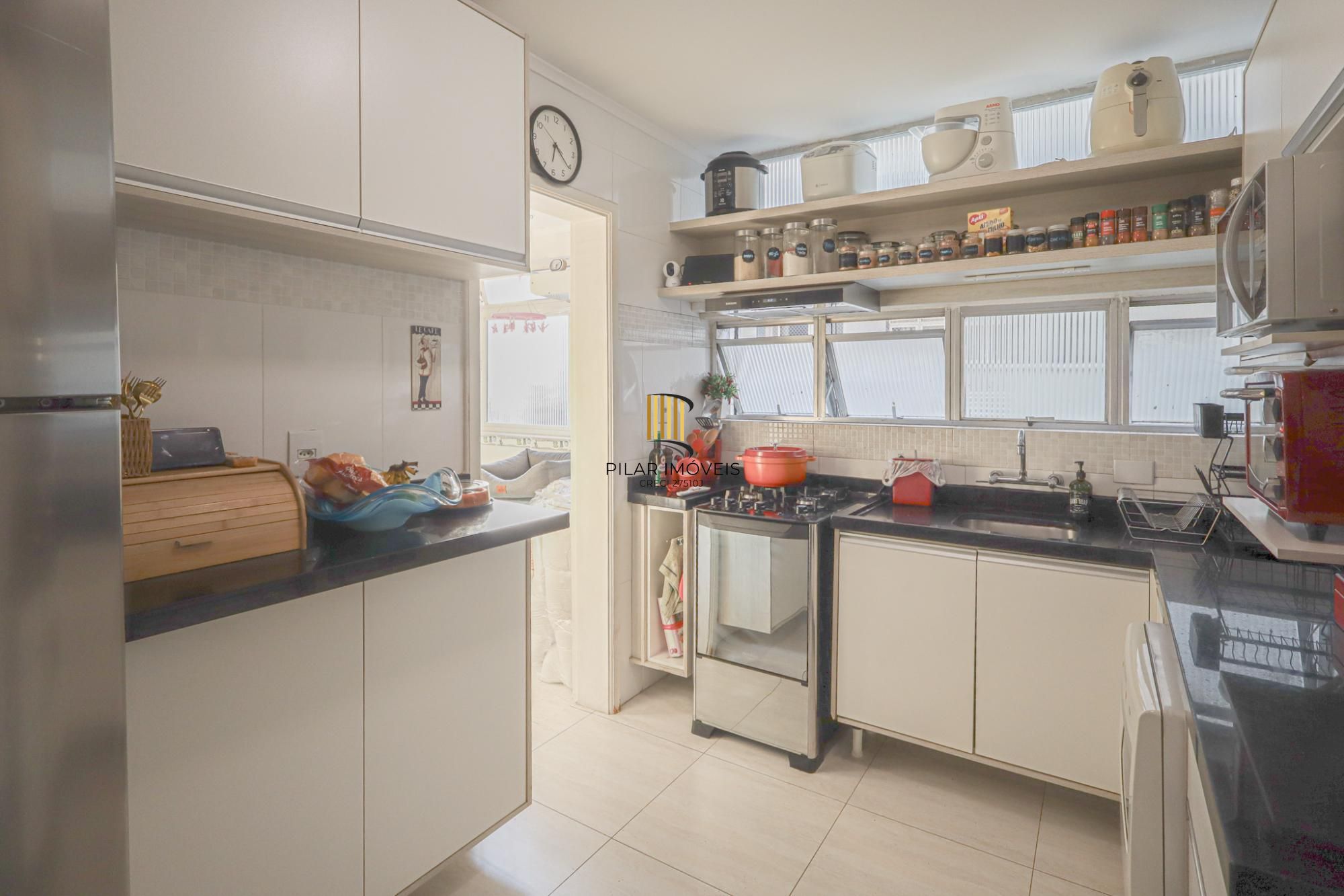 Apartamento a venda no bairro Petrópolis