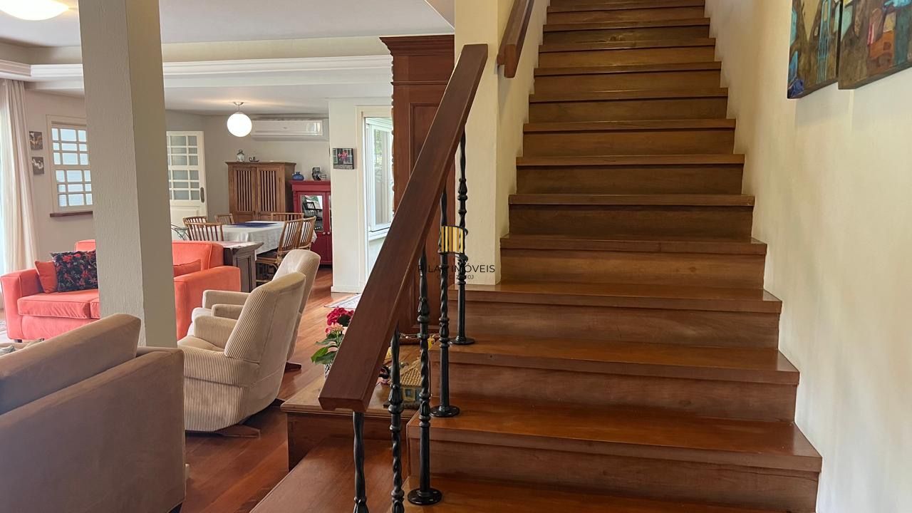 Casa a venda no bairro Chácara das Pedras