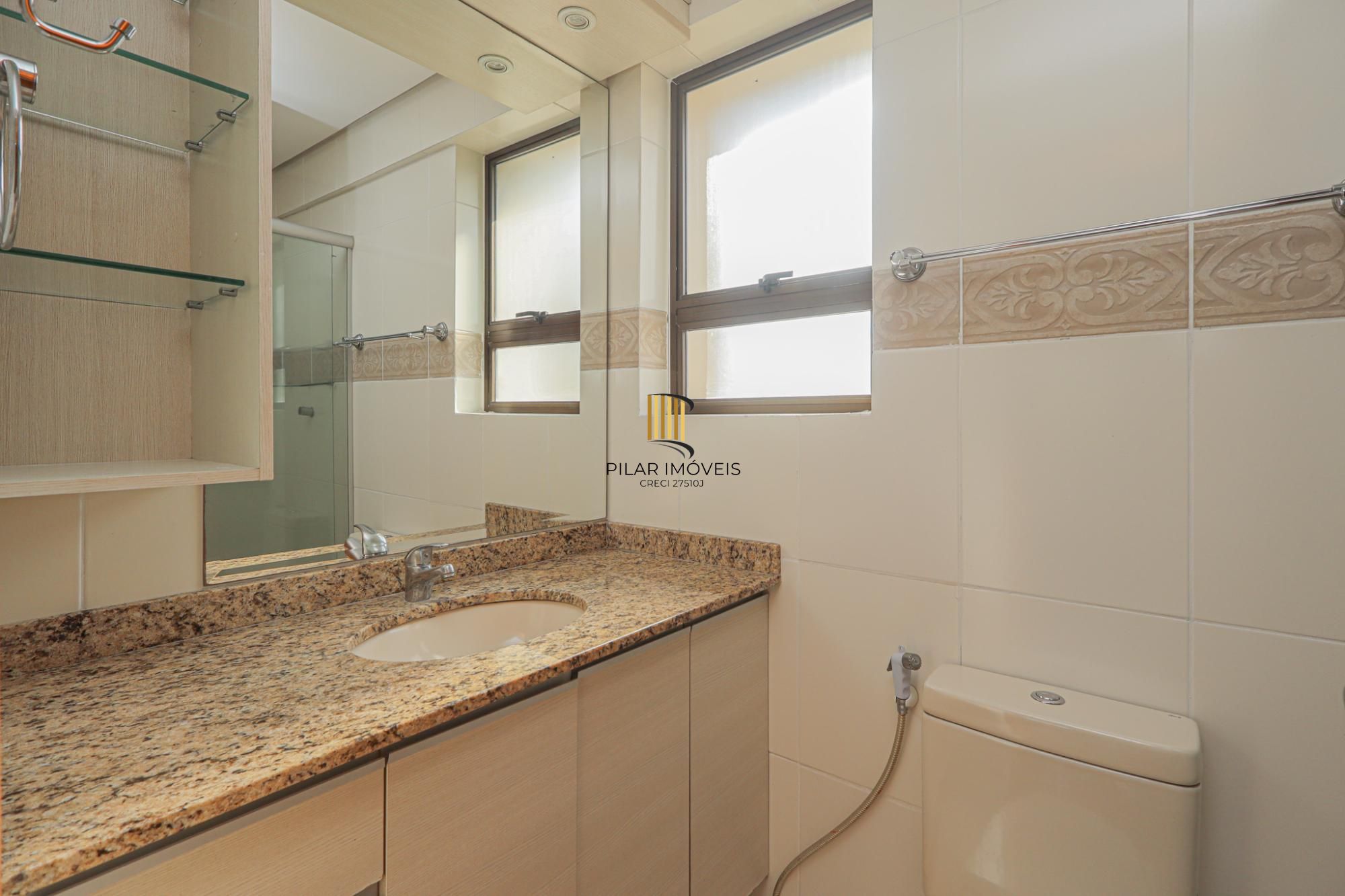 Apartamento Duplex no bairro Passo D' Areia