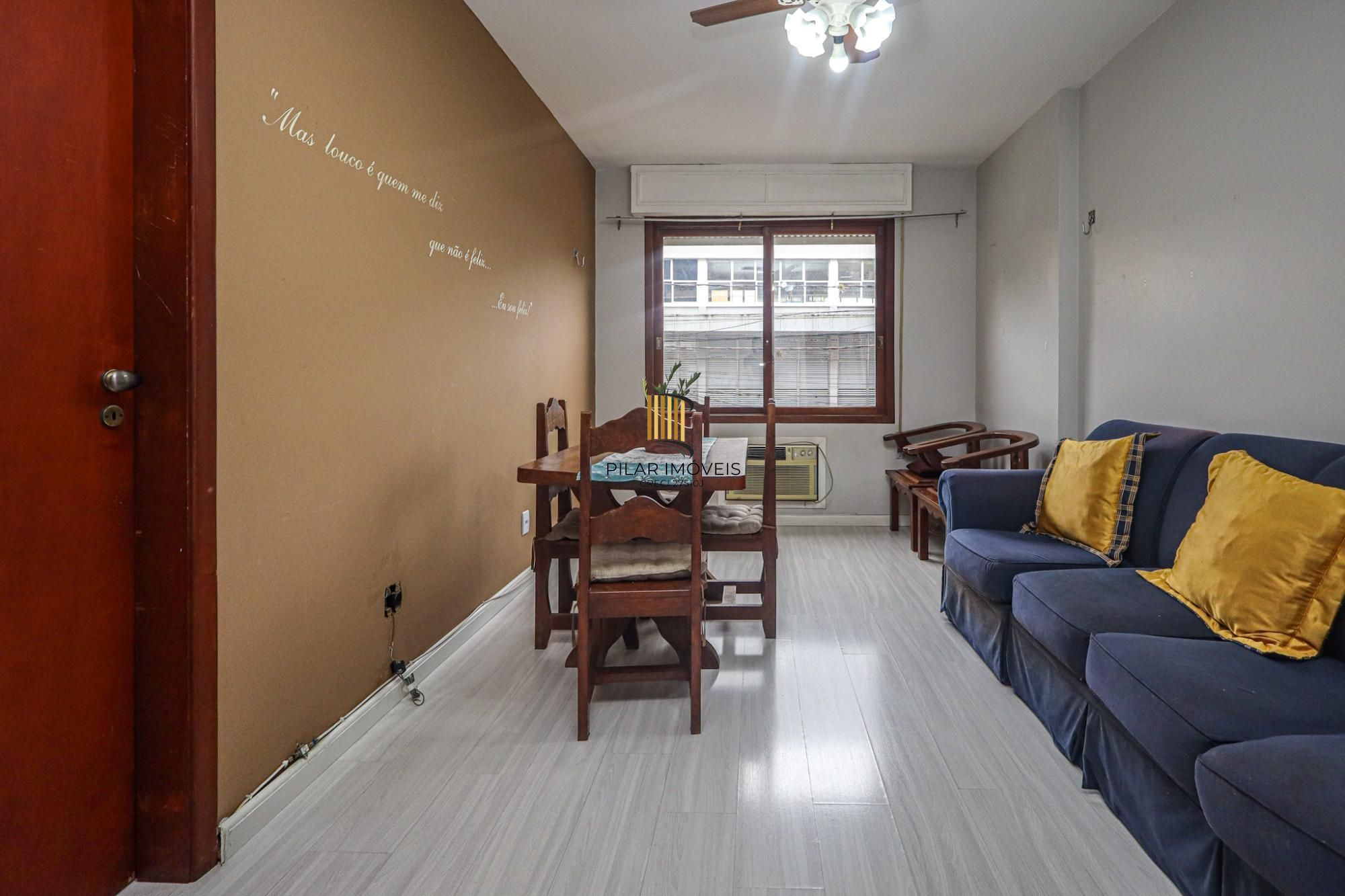 Apartamento a venda no bairro Mont' Serrat