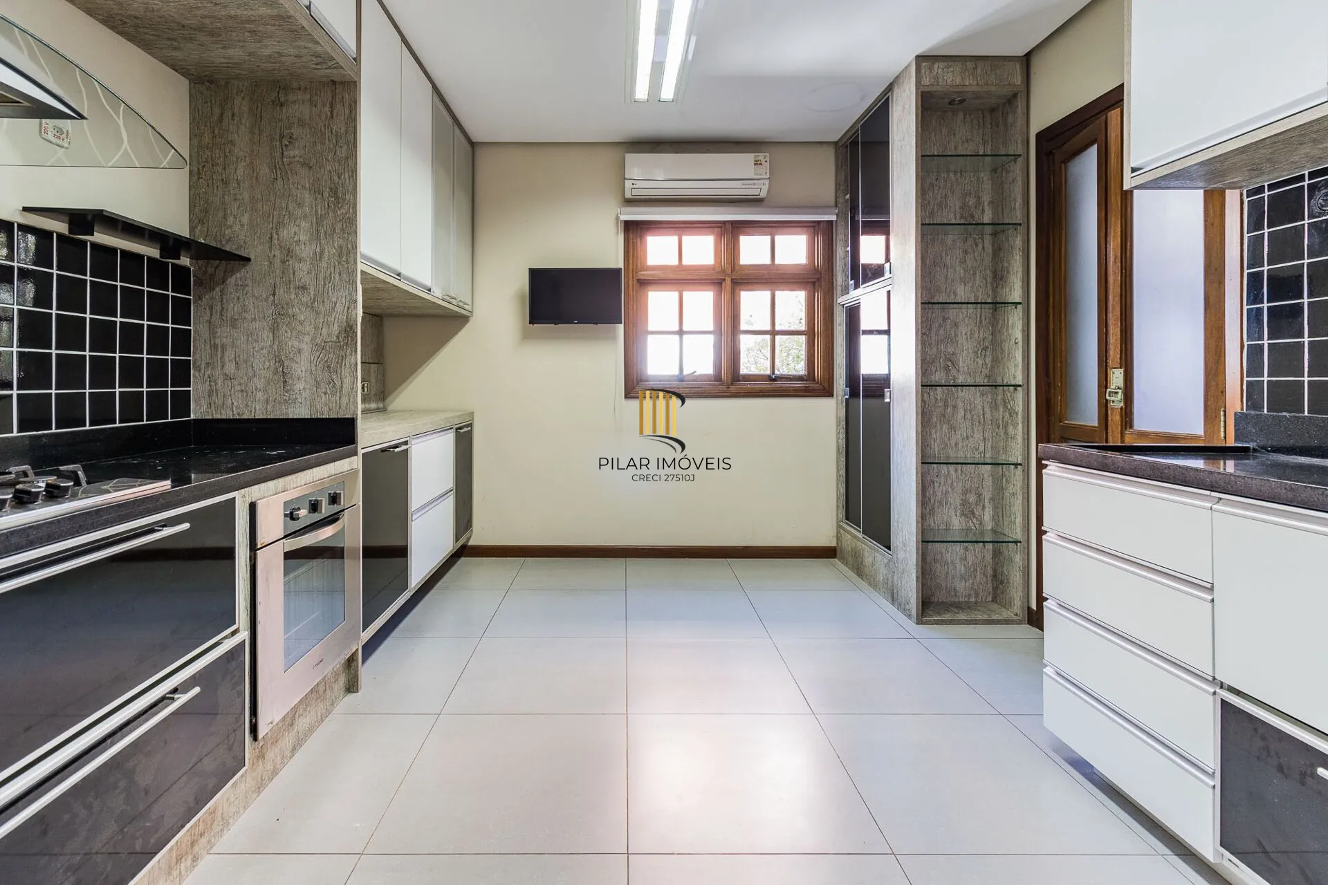 Apartamento à venda no bairro Bela Vista em Porto Alegre/RS