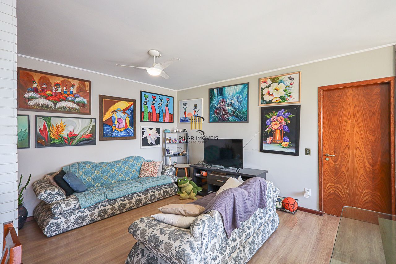 Apartamento a venda no bairro Mont' Serrat