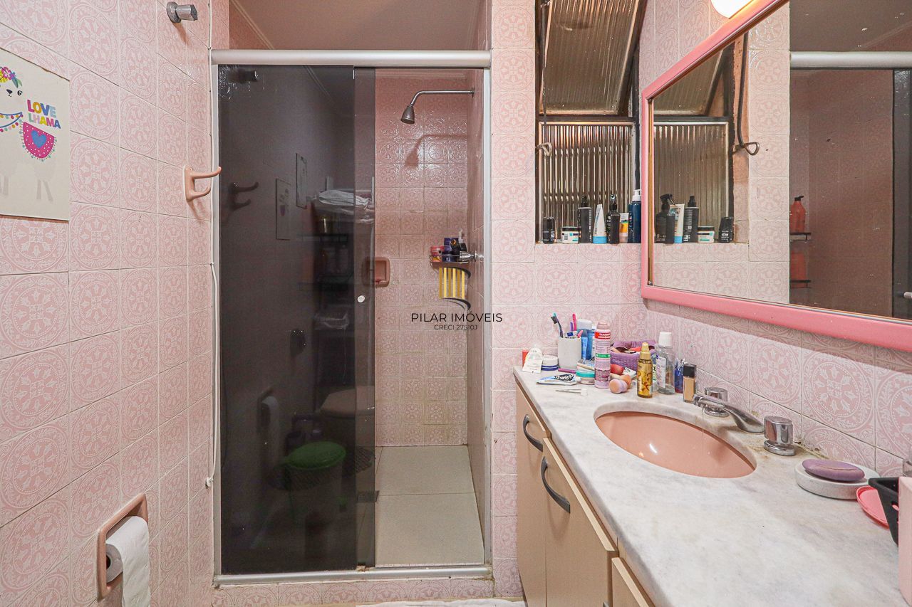 Apartamento a venda no bairro Mont' Serrat