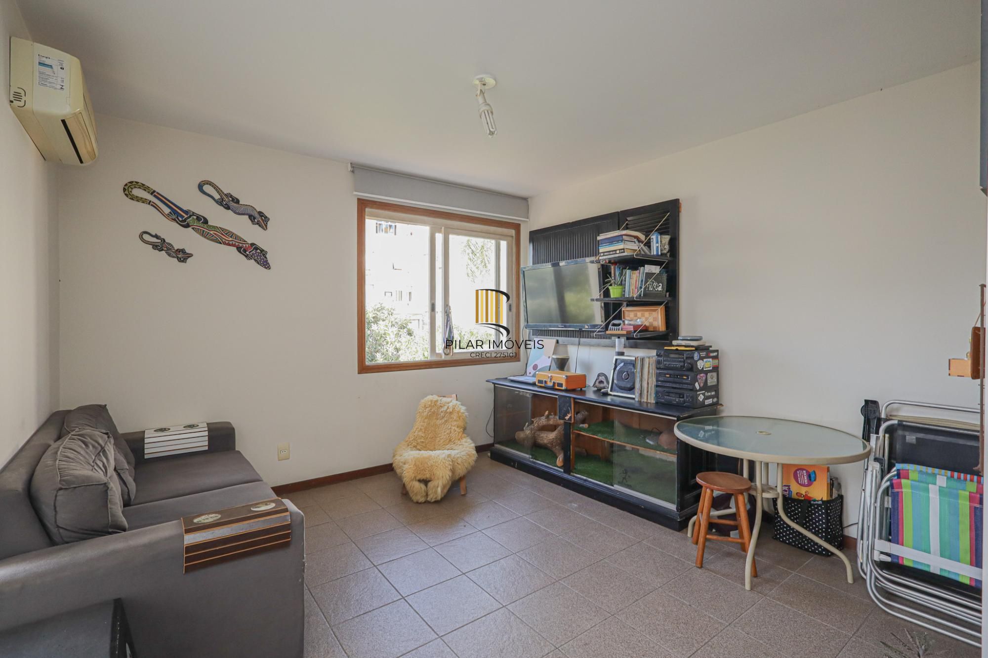 Cobertura a venda no bairro Petrópolis