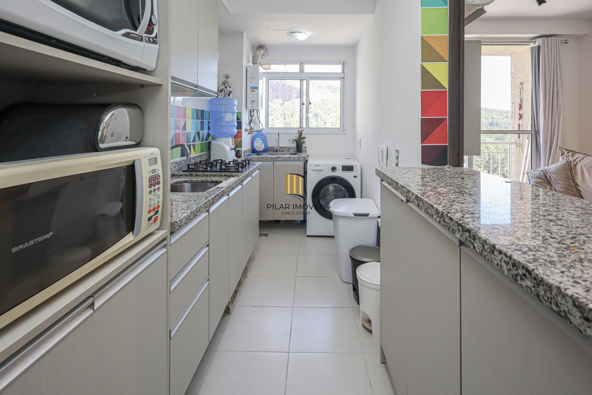 Apartamento a venda no Bairro Morro Sanatana