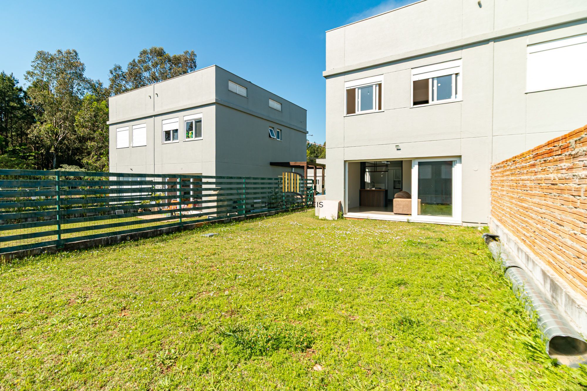 Casa em condomínio a venda na Lomba do Pinheiro