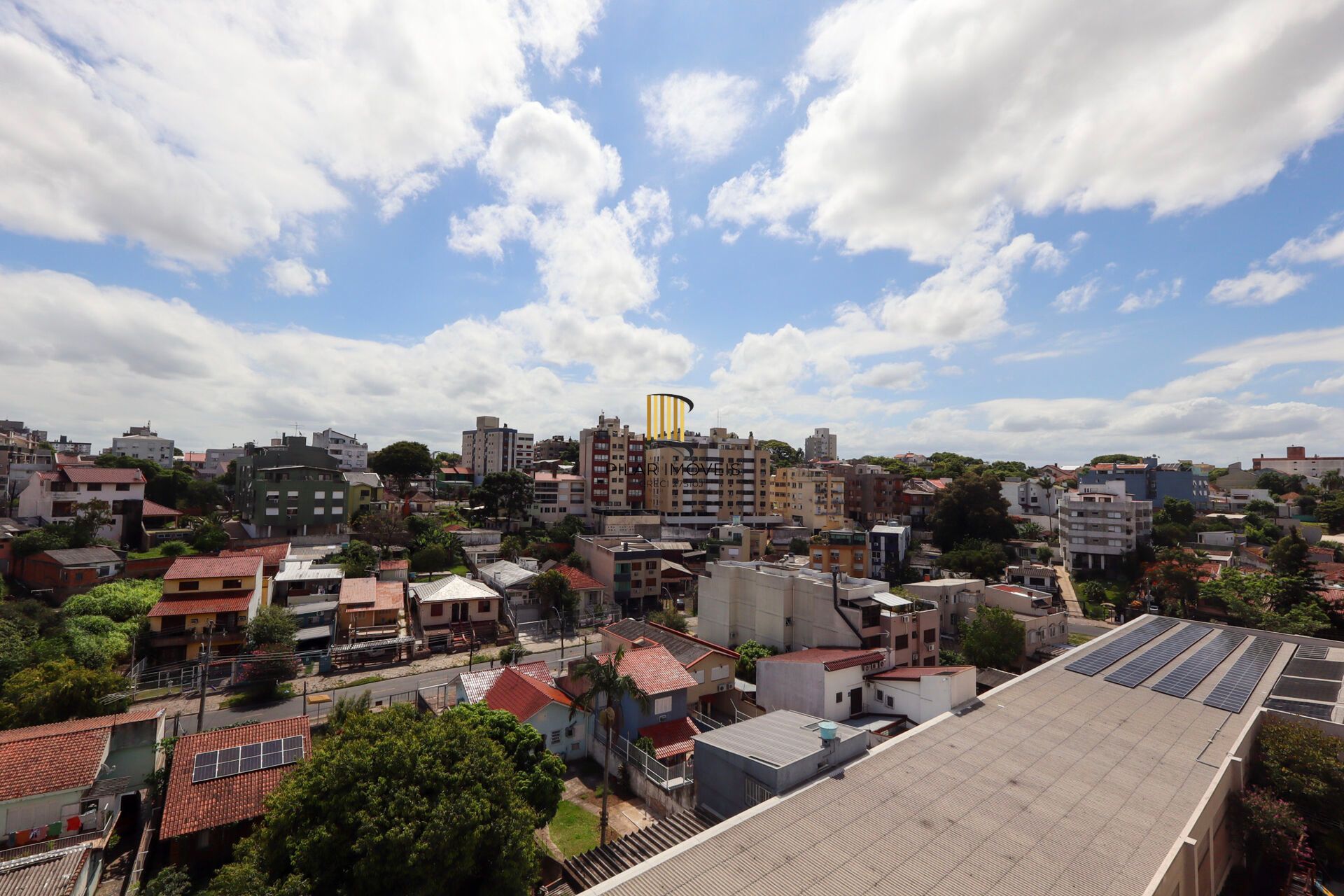 Apartamento à venda no bairro Jardim Lindóia em Porto Alegre/RS
