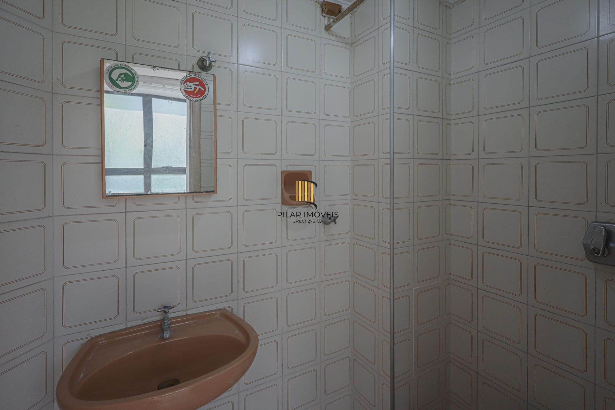 Apartamento a venda no bairro Mont' Serrat